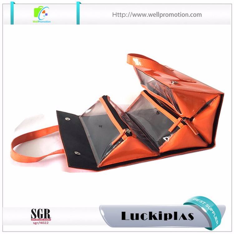 여자 접을 수 있는 거는 화장용 부대를 위한 유행 목록 여행 세면용품 부대