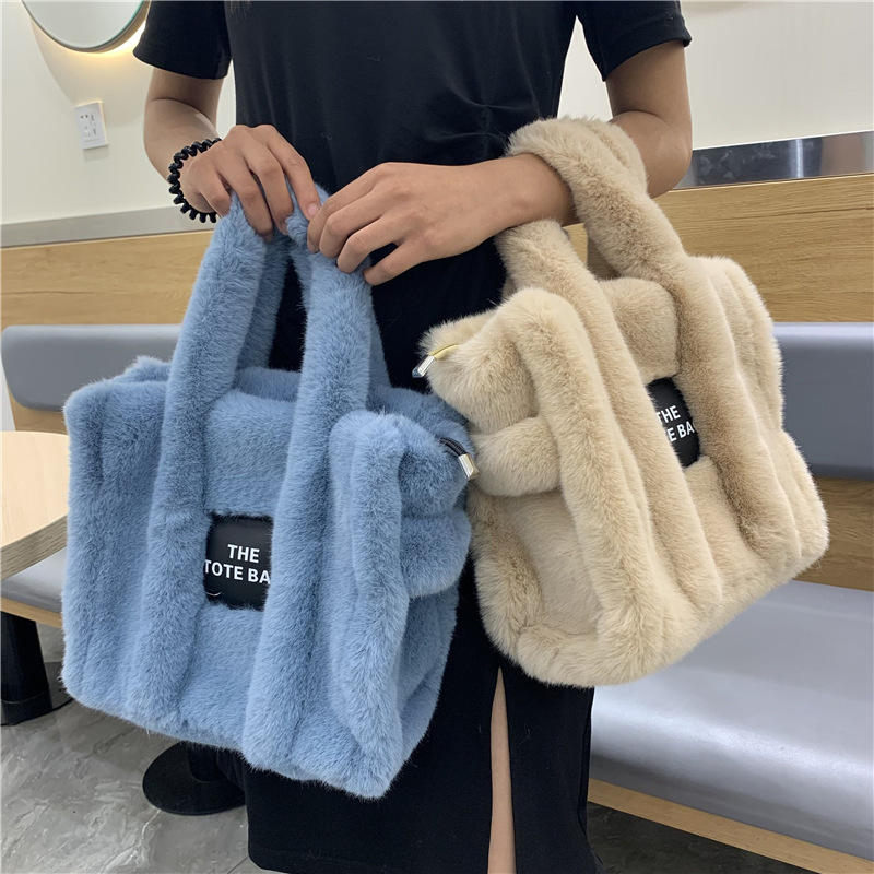 New Arrival Winter Fashion Large Faux Fur Women's Tote Bag Fluffy Soft Plush Lady Hand Bags
