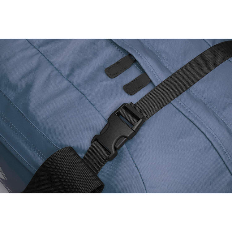 방수 주문을 받아서 만들어진 로고 스포츠 여행은 선회한 더플 백을 계속합니다