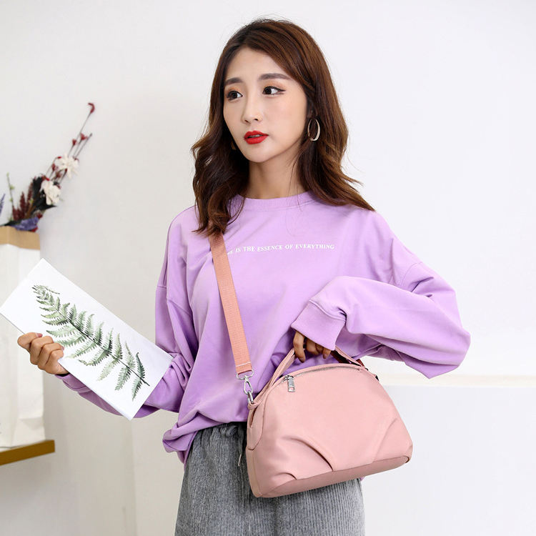 Fashion Waterproof Young ladies casual streetwear fashion small nylon crossbody shoulder satchel chest bag sling bags for women